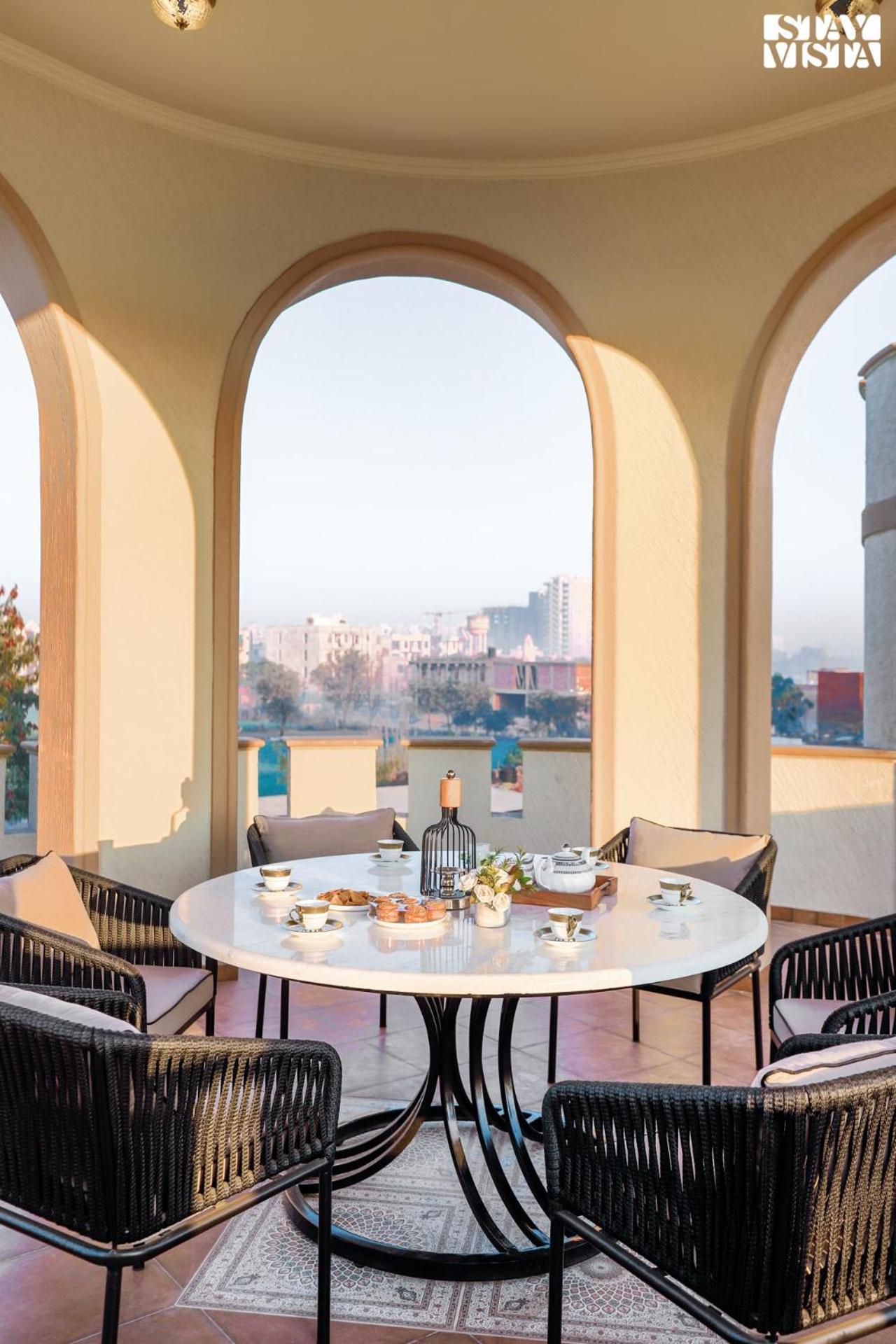 Stayvista'S Mystic Castle With Terrace, Swimming Pool, Lawn With Gazebo Jaipur Exteriör bild
