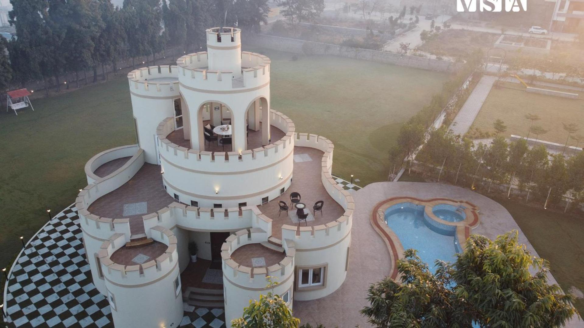Stayvista'S Mystic Castle With Terrace, Swimming Pool, Lawn With Gazebo Jaipur Exteriör bild